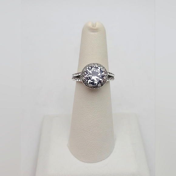 Cubic Zirconia Wedding or Cocktail Ring S925 Silver Plated - Picture 14 of 14